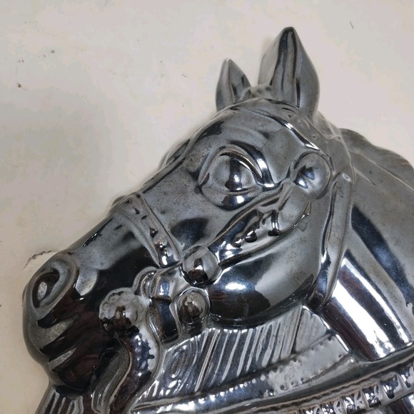 Vintage 1970s Pair Of Horse Heads Black Ceramic Wall Shelf Decor MCM Art Deco 2 - Picture 3 of 16